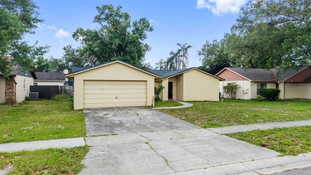 17635 MEADOWBRIDGE DRIVE, Lutz, FL 33549