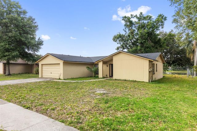 17635 MEADOWBRIDGE DRIVE, Lutz, FL 33549