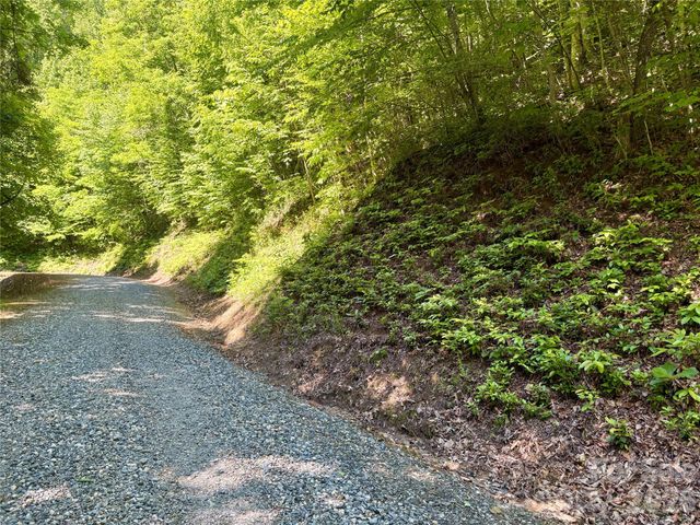 0 Middle Ridge 38, Whittier, NC 28789