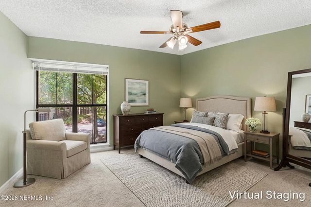 704 WOOD HILL Drive 704, Jacksonville, FL 32256