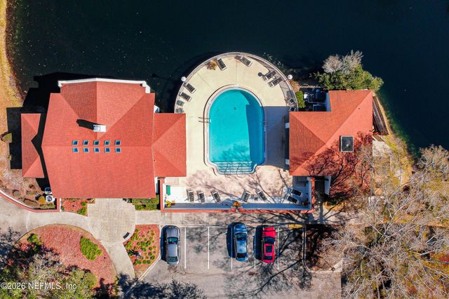 704 WOOD HILL Drive 704, Jacksonville, FL 32256