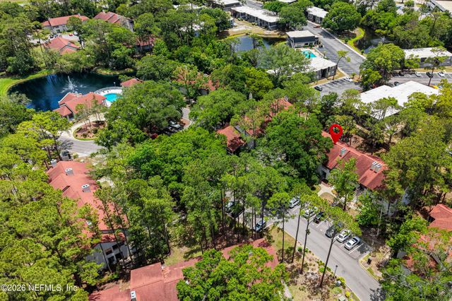 704 WOOD HILL Drive 704, Jacksonville, FL 32256