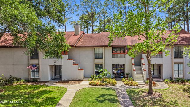 704 WOOD HILL Drive 704, Jacksonville, FL 32256