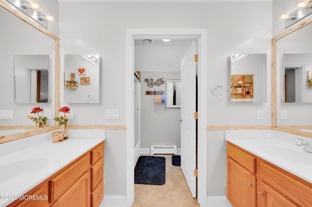 928 Seaman Avenue, Beachwood, NJ 08722