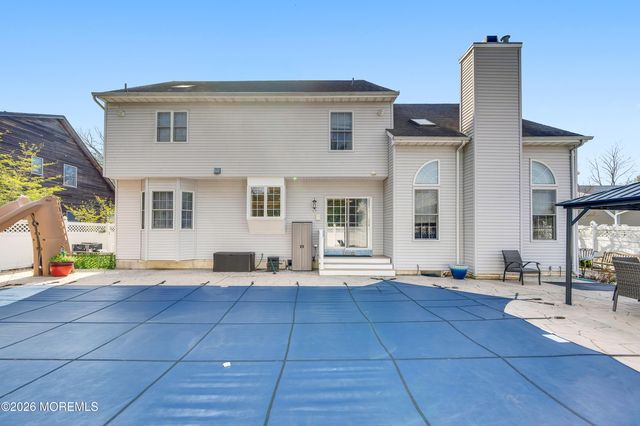 928 Seaman Avenue, Beachwood, NJ 08722