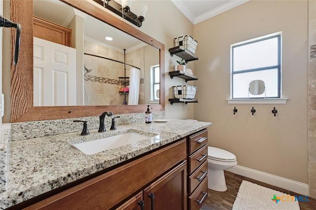 801 Mountain Crest Drive, Wimberley, TX 78676