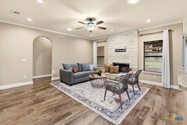 801 Mountain Crest Drive, Wimberley, TX 78676