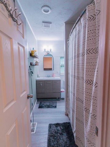 339 Drury Ave, Athol, MA 01364