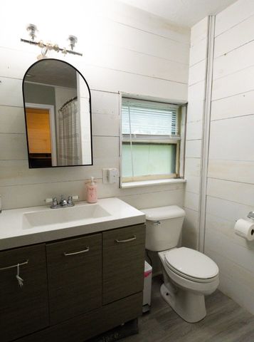 339 Drury Ave, Athol, MA 01364