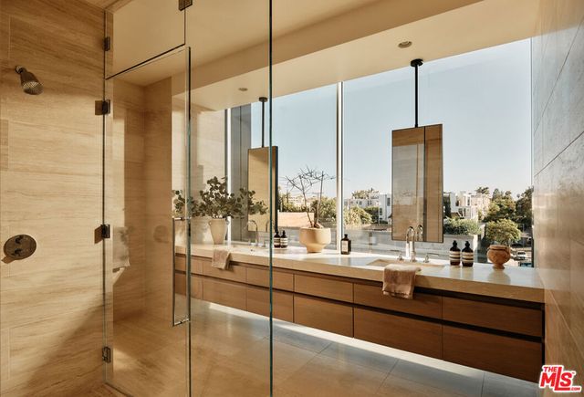 8899 Beverly Boulevard 4D, Los Angeles, CA 90048