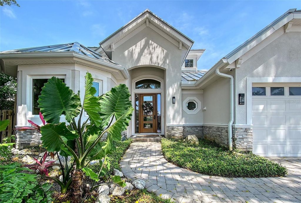3921 MARAVIC PLACE, Sarasota, FL 34231