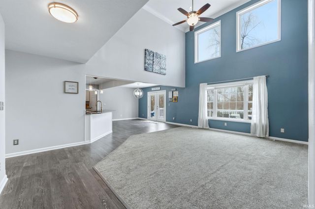 278 S Cross Creek Way, Columbia City, IN 46725