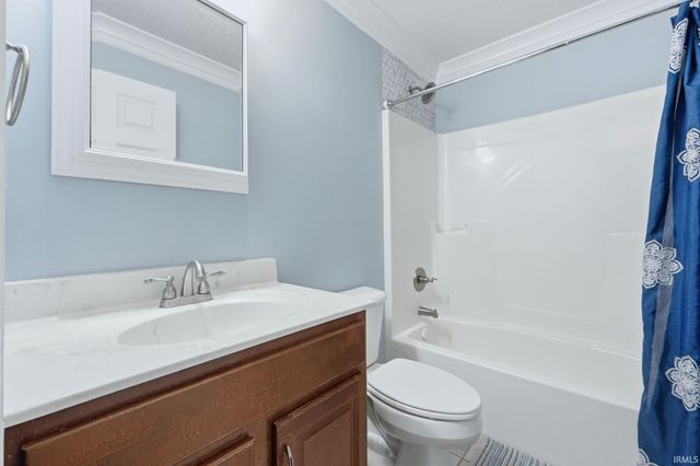 278 S Cross Creek Way, Columbia City, IN 46725