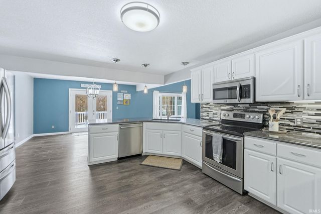 278 S Cross Creek Way, Columbia City, IN 46725