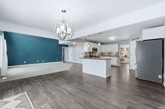 278 S Cross Creek Way, Columbia City, IN 46725