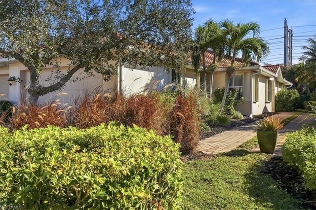 13390 Kent ST, Naples, FL 34109