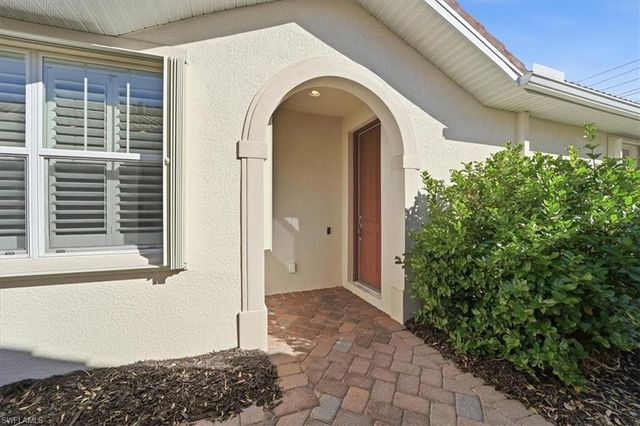 13390 Kent ST, Naples, FL 34109
