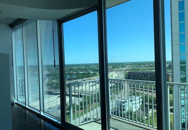 5925 Almeda Road 11508, Houston, TX 77004