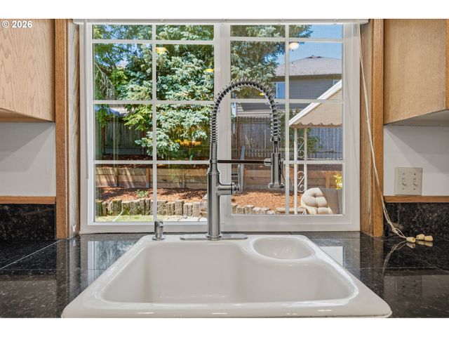 5425 Sw 208TH Ct, Beaverton, OR 97078