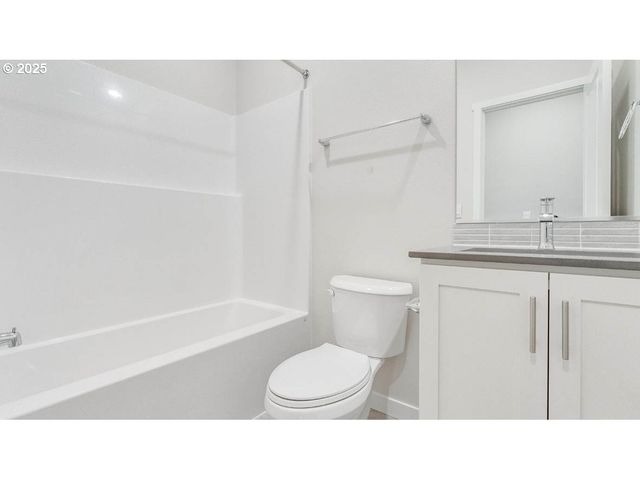 1992 Aspen Ln, Forest Grove, OR 97116