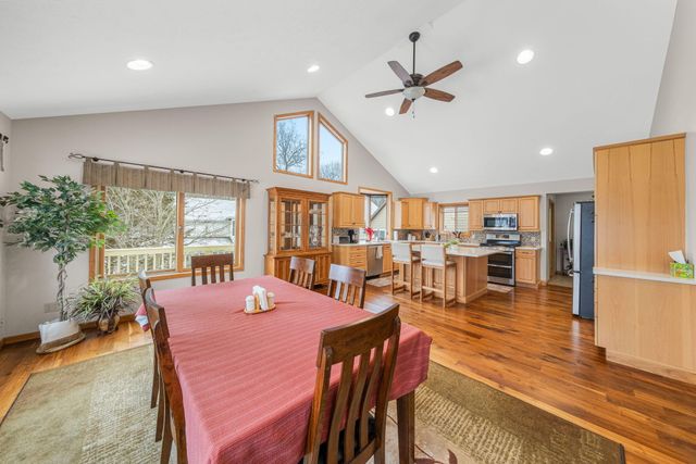 9673 Lake Drive, Morton Twp, MI 49332