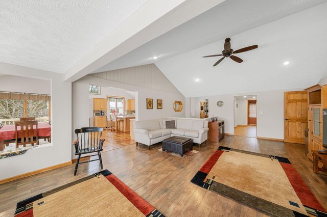 9673 Lake Drive, Morton Twp, MI 49332