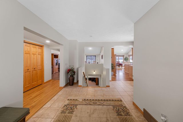 9673 Lake Drive, Morton Twp, MI 49332