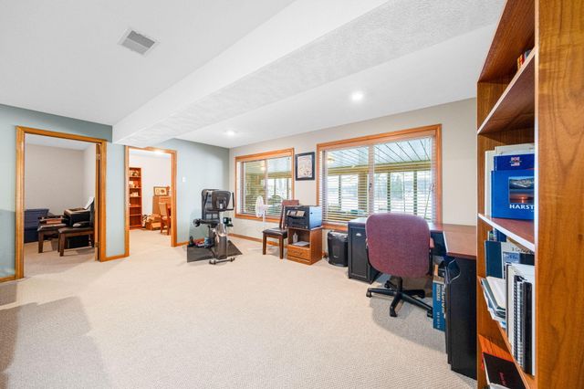 9673 Lake Drive, Morton Twp, MI 49332