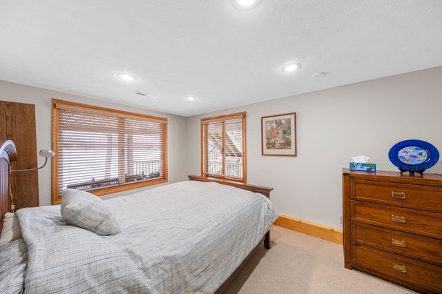 9673 Lake Drive, Morton Twp, MI 49332