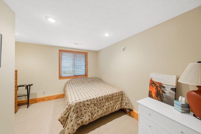 9673 Lake Drive, Morton Twp, MI 49332