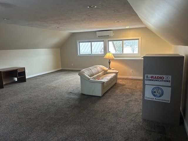 9673 Lake Drive, Morton Twp, MI 49332