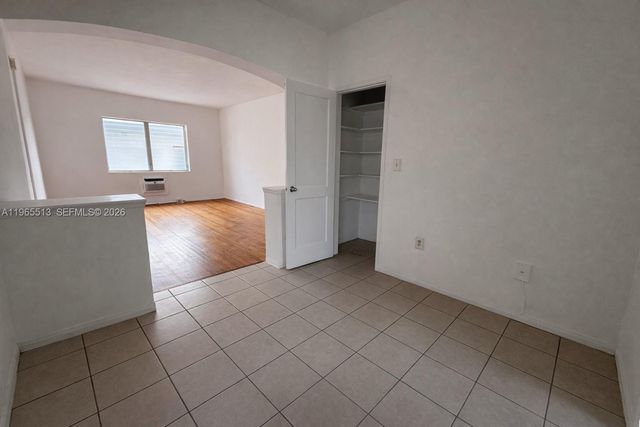 945 Bay Dr 1, Miami Beach, FL 33141