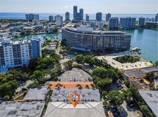 945 Bay Dr 1, Miami Beach, FL 33141