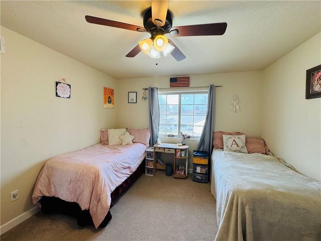 1160 ANDREW Drive, Maryville, MO 64468