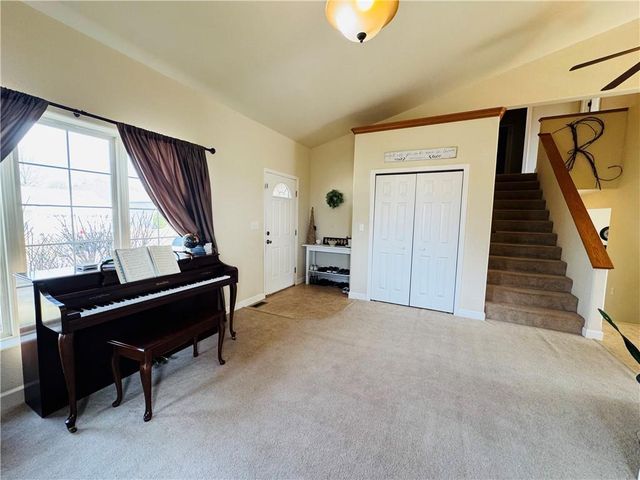 1160 ANDREW Drive, Maryville, MO 64468