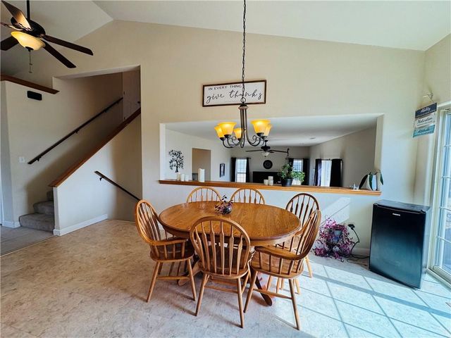 1160 ANDREW Drive, Maryville, MO 64468