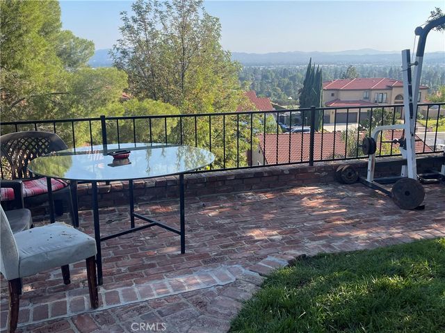 19122 Clymer, Porter Ranch, CA 91326