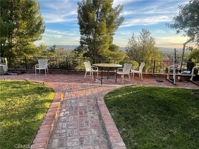 19122 Clymer, Porter Ranch, CA 91326