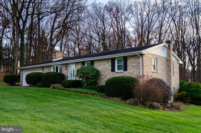 670 DIETZ RD, York, PA 17402