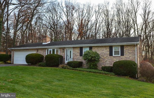 670 DIETZ RD, York, PA 17402