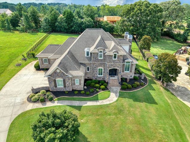 34 Great Lawn Drive, Piedmont, SC 29673