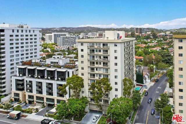10751 Wilshire Boulevard PH1, Los Angeles, CA 90024