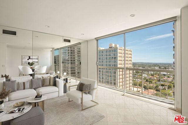 10751 Wilshire Boulevard PH1, Los Angeles, CA 90024