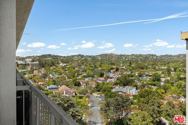 10751 Wilshire Boulevard PH1, Los Angeles, CA 90024