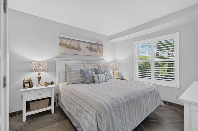 4113 TUSCANY Way 113, Boynton Beach, FL 33435