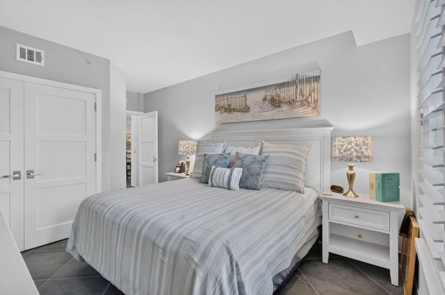 4113 TUSCANY Way 113, Boynton Beach, FL 33435