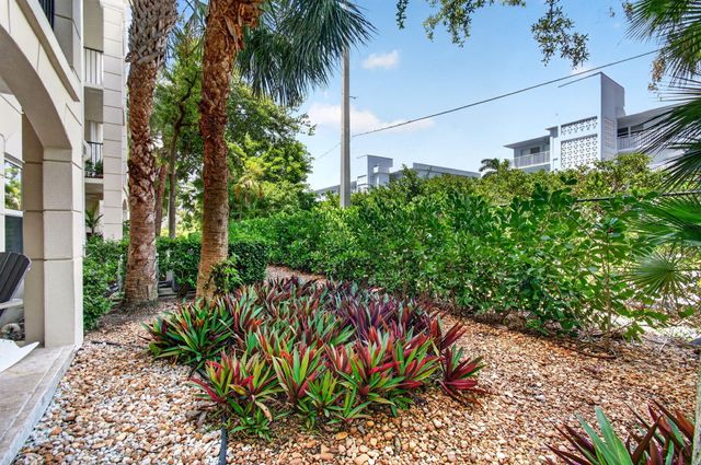 4113 TUSCANY Way 113, Boynton Beach, FL 33435