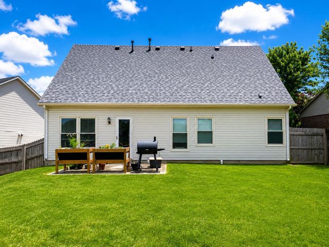 339 Chestnut Lane, Versailles, KY 40383