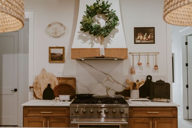 2195 Carpenter Bridge Rd, Columbia, TN 38401