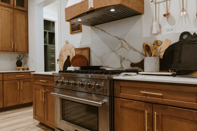 2195 Carpenter Bridge Rd, Columbia, TN 38401